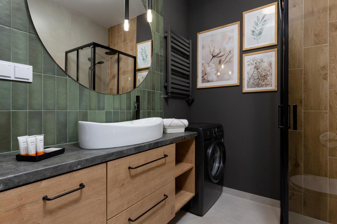 Studio Apartment Praga Targowa By Noclegi Renters Varsovia Exterior foto